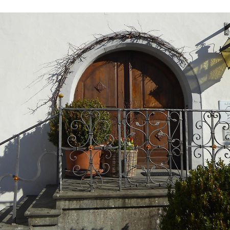 韦因费尔登 Gasthaus Zum Trauben酒店 外观 照片